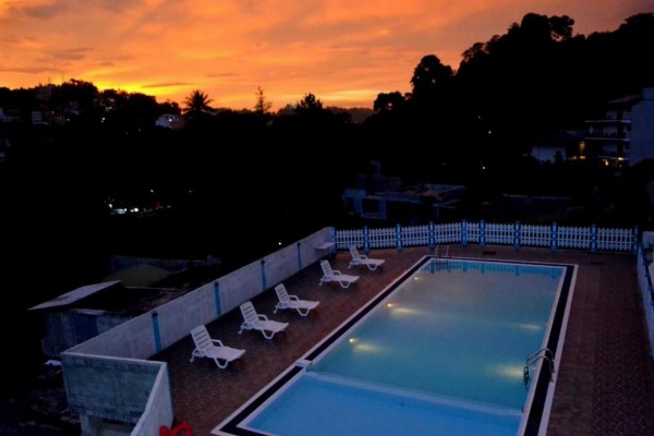 Capital Regency image 12